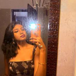 The Mudras Top - Master