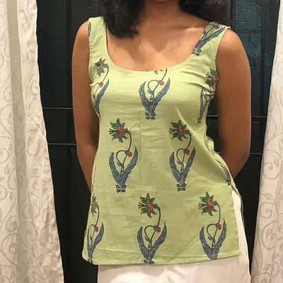 GEET SAGE SLEEVELESS TOP secondary image