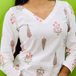 PARI FLORAL KURTI - Master