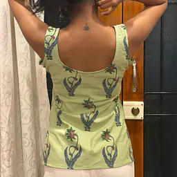 GEET SAGE SLEEVELESS TOP - Master