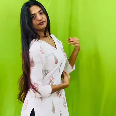 PARI FLORAL KURTI primary image