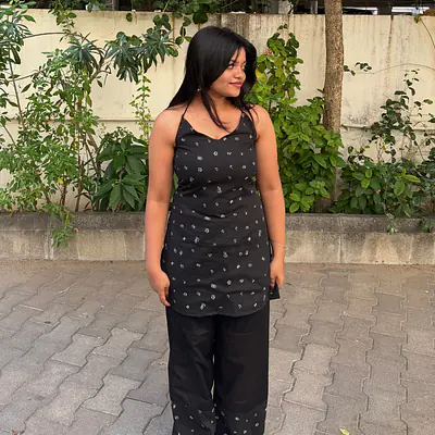 TAMIZH MOZHI  KURTI- SLEEVELESS secondary image