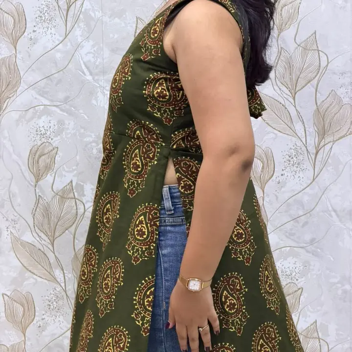 TANYA SIDE SLIT KURTI - GREEN - Master