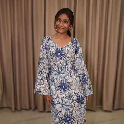 NEELA ALAI FLORAL LONG KURTI- BELL SLEEVE secondary image