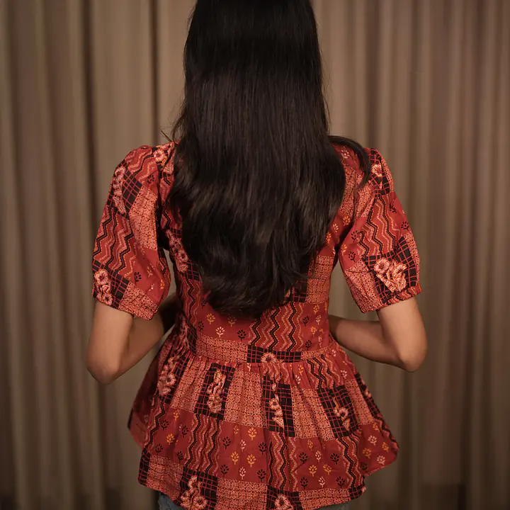 LEELA TOP- RED - Master