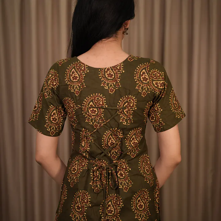 MADHURA LONG KURTI- GREEN - Master