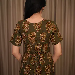 MADHURA LONG KURTI- GREEN - Master
