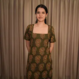 MADHURA LONG KURTI- GREEN - Master