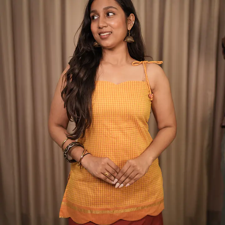 The Manjal Kurti - Master