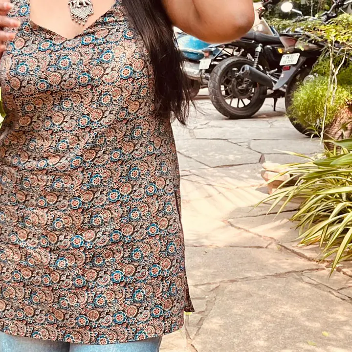 ANVI - HALTER NECK BACKLESS KURTI - Master