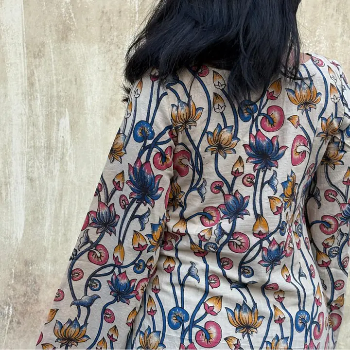 HINA - FLORAL SLEEVED KURTI - Master