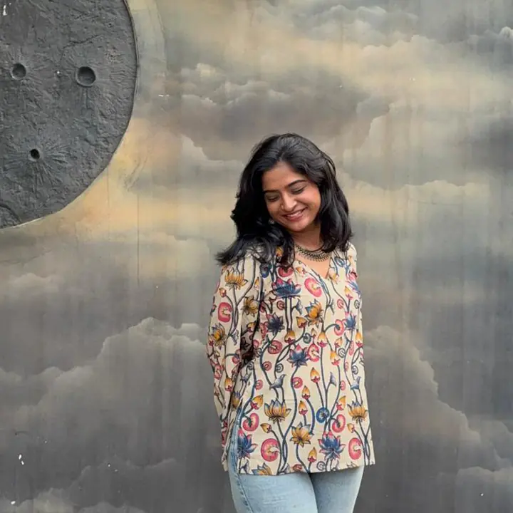 HINA - FLORAL SLEEVED KURTI - Master