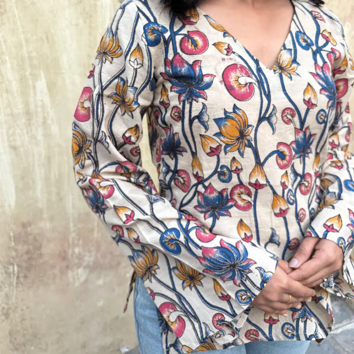 HINA - FLORAL SLEEVED KURTI - Master