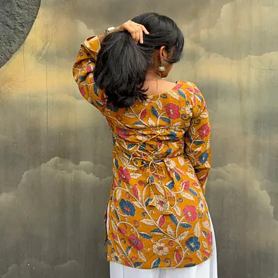 MEERA- CORSET BACK SLEEVED KURTI secondary image